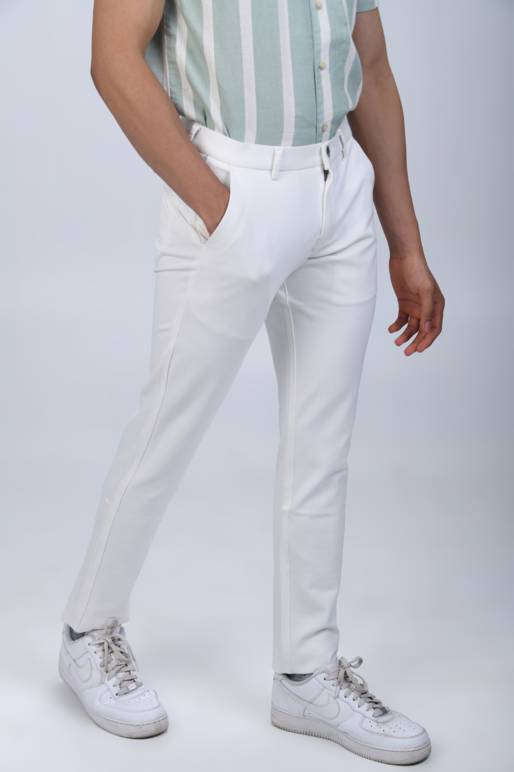 Buy White Solid Cotton Straight Fit Trousers Online at Rs.999 | Libas